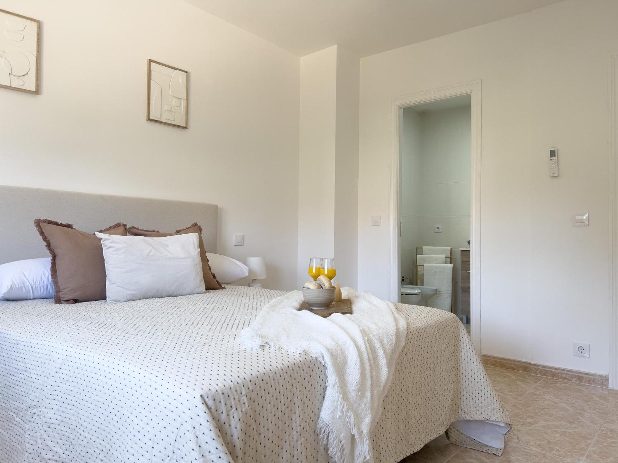 Rosaritohomes Madrigal de la Vera Luaran gambar
